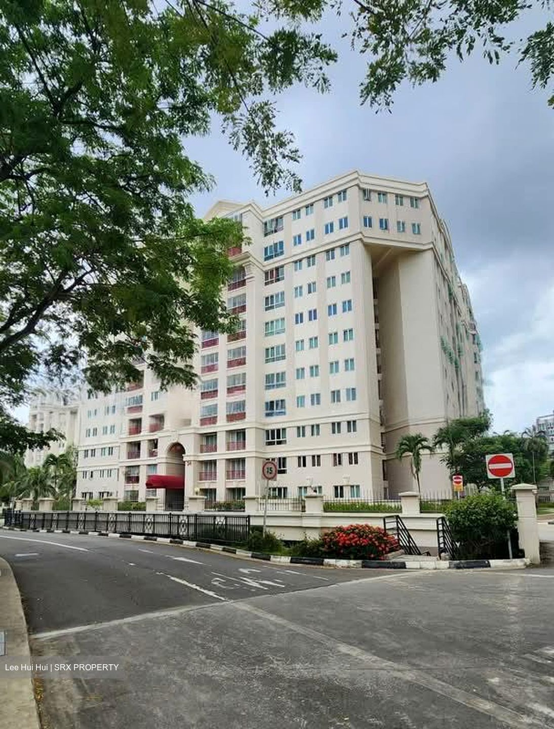 Melville Park (D18), Condominium #554792541